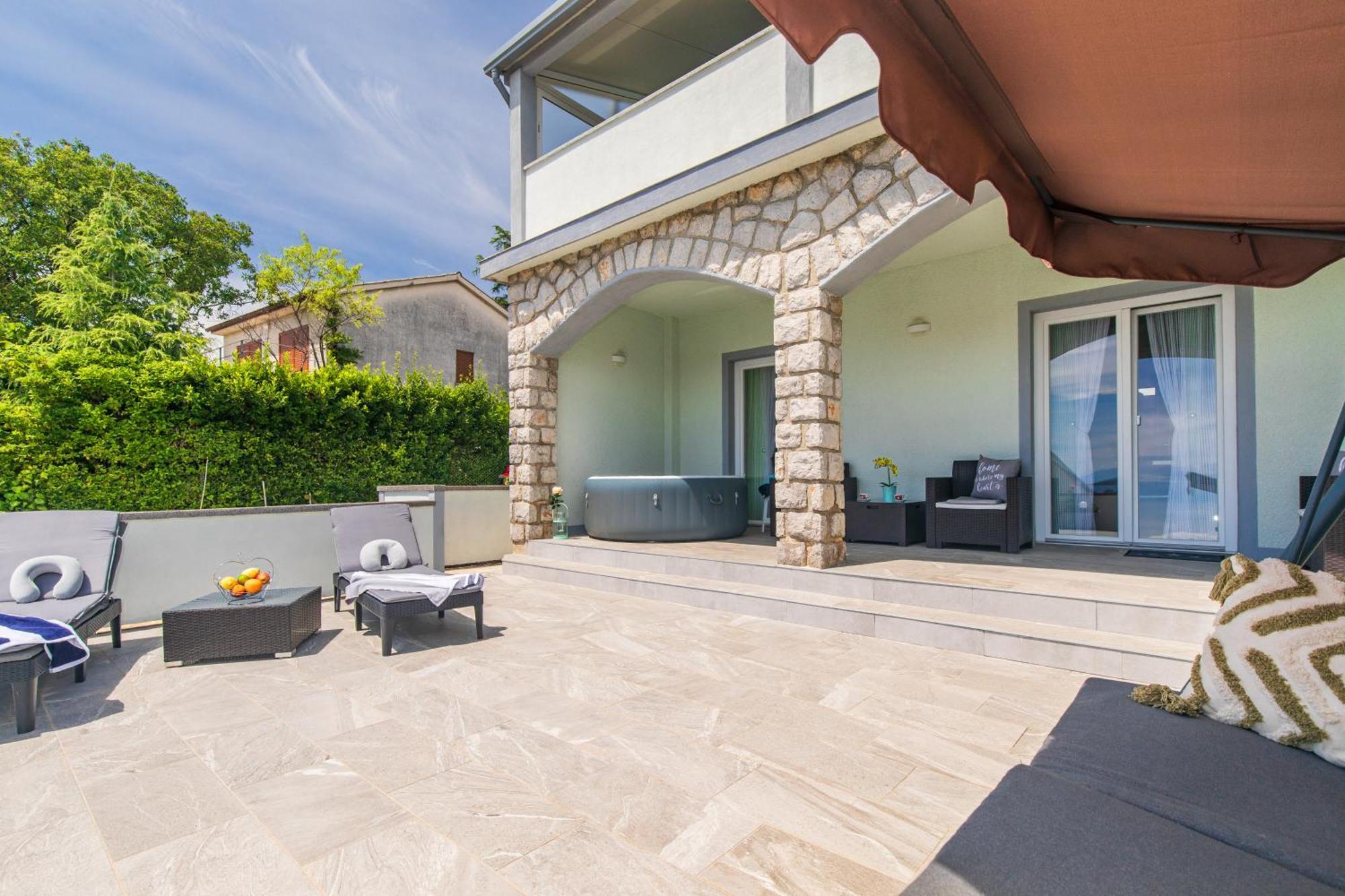 Apartment Tara With Seaview Veglia Exterior foto