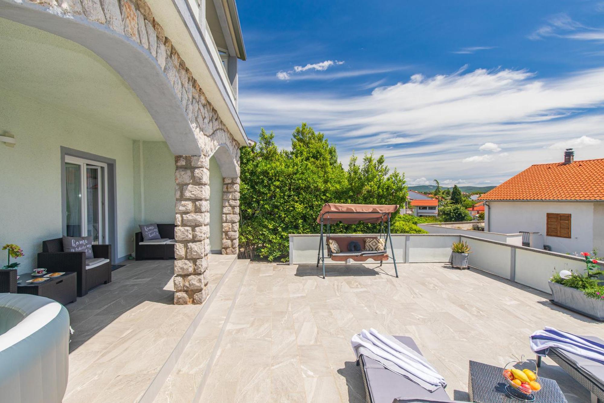 Apartment Tara With Seaview Veglia Exterior foto